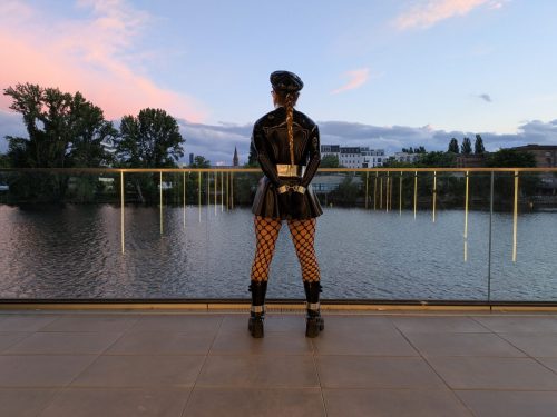 PXL 20250528 191751342.MP 